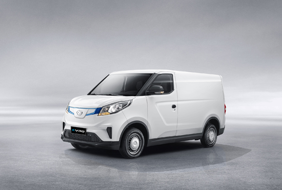 上汽大通EV30外觀曝光 造型穩重不失犀利